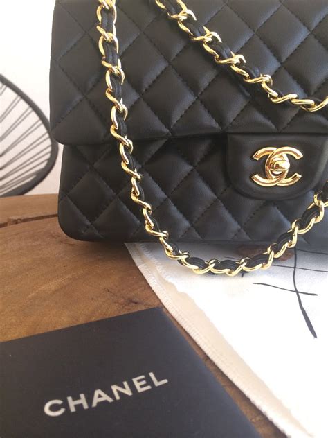 monederos chanel|bolsa Chanel original precio.